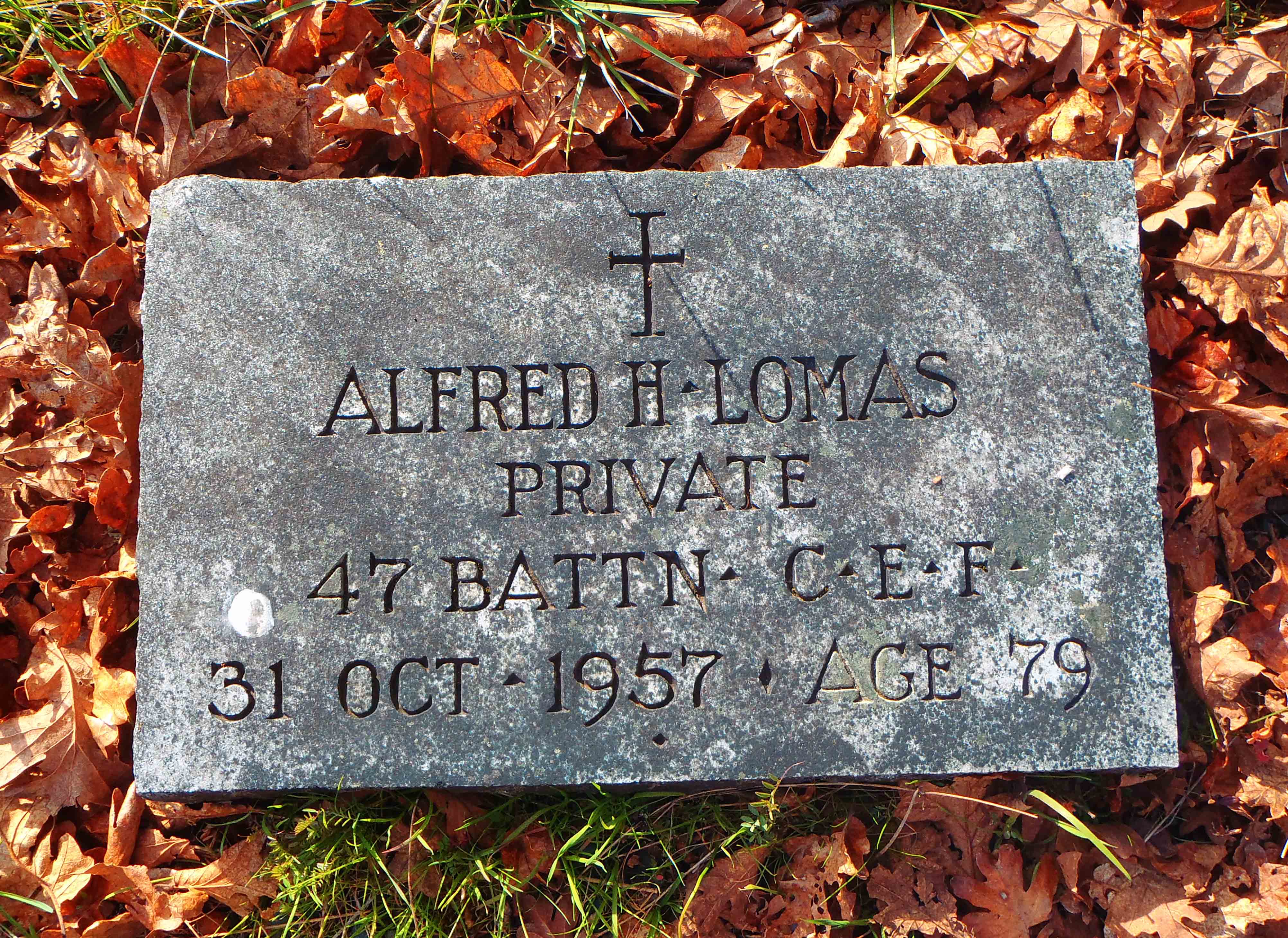 Alfred Hinton Lomas tombstone